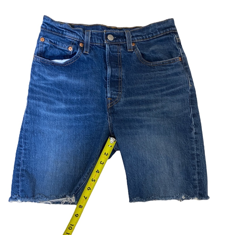 Vintage Men’s Levi's 501 Button Fly size 27x30 Stretch Denim Cutoff Jean Shorts